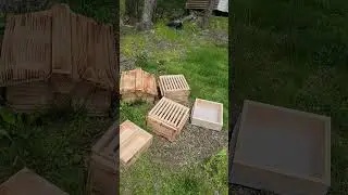 Buzzing Rooster warre hive components
