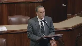 Former WNY congressman Chris Collins seeks return to politics