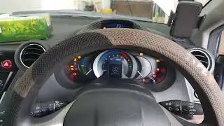 Honda insight 2010 cold start.