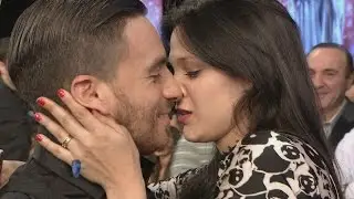 Barbie Vélez y Fede Bal se dieron un beso que dejó al estudio en llamas