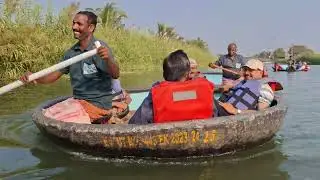 പാലക്കാട്ട് നിന്നും സുഹൃത്തുക്കള്‍ കൊട്ടവഞ്ചിയില്‍..