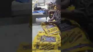 Bag Handle punching machine