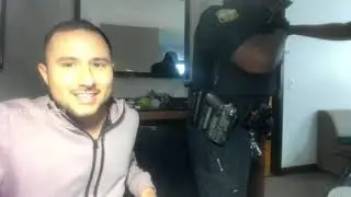 Antaurus es intervenido por la Polic&iacute;a en su casa (real)