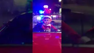CAR CHASE WITH THE ELF#viral #christmas #car