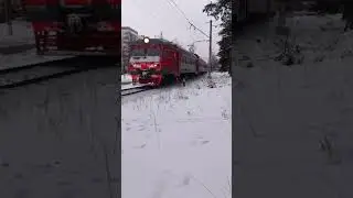 ЭТ2М 110 Проследует по перегону: Разлив-Тарховка #поездавидео #эд4м #train #поездавидео