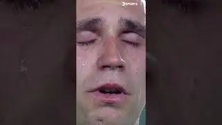 La emoci&oacute;n del Dibu #MART&Iacute;NEZ en el momento del himno antes del partido entre #ARGENTINA y #PANAM&Aacute;