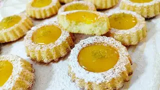 محبي الليمون .. هاذ الوصفة ليكم /ميني كيك بذوق الليمون من اروع مايكون ببيضتين فقط كمية كبيرة