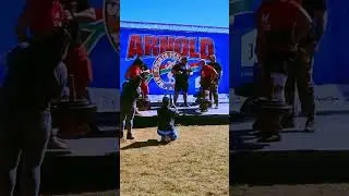 Farmers Hold GRIP - Arnold Classic Africa Strongman