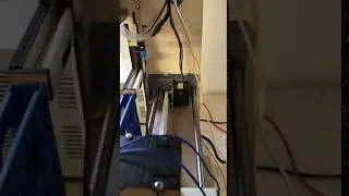 Operation of the pulley for an linear motion with a timing belt (top view - Automatize connect 4)