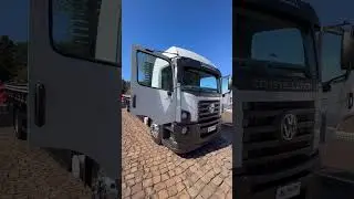 VOLKSWAGEN 15.190 ANO 2015 CARROCERIA BAIXA 9,80M COMPLETO