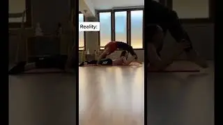 Yoga fail😂 #yogafail #fail #meme #expectationsvsreality #funnyvideos #reaction #alchimiavietii