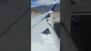 Dangerous Flight Landing at Ladakh ,Leh Air port// Indigo Flight Landing at Leh Airport //