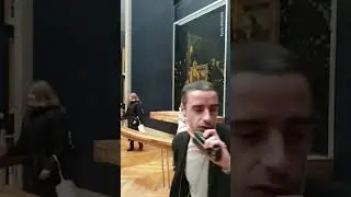 Environmental Activists Throw Soup At Mona Lisa Painting | 10 News First
