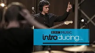 Ten Tonnes - Lucy (BBC Music Introducing session)