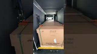 4 pallets in a sprinter 🚐💨🙌🏼 #cargovanbusiness #freight #expediting