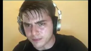 Hombre sudoroso jugando-Plantilla meme