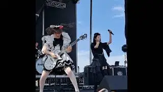 Band-Maid: Screaming Miku Cute Head Bang! 🥰