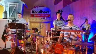 Sinitaivas - Matkalaukussa