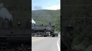 Durango & Silverton #482 at a grade crossing #steamtrain #riogrande #durango #colorado