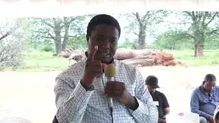 NAIBU WAZIRI WA KILIMO, MHE. SILINDE ATETA NA VIJANA WA BBT - SHAMBA LA CHINANGALI