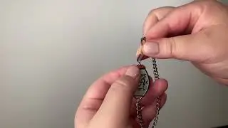 How to fasten your MedicAlert ID - Scissor Clasp