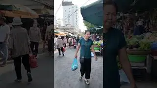 #wetmarket #vegetables #fish #marketfish #streetfoodmarket #foodmarketscene #marketfoodshow #vendors