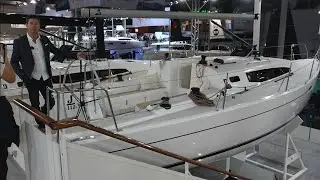 Парусная лодка J 112E на выставке Boot Show 2024