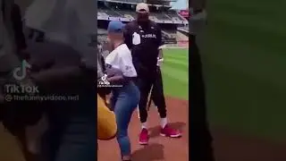 Kevin Durant&rsquo;s face when Amber Rose hit him with a 360 🤣🤣