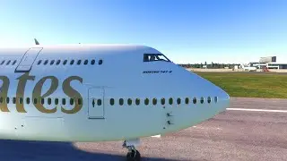 Amazing Skill Pilot Boeing 747 Emirates Airlines Landing At Liverpool Airport