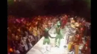 James Brown - The Payback (pt 1), Live on The Midnight Special 1974