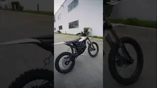 This Zero XE just leveled up with @ridesirris  Suspension  #electricmotorcycles #zeromotorcycles