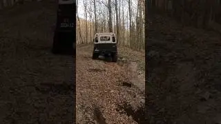Air Locker 💨 vs E-Locker ⚡ on🚙 #LANDROVER 88 Series 2a and Series III #overlanding #offroad #shorts