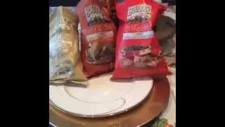 15 Second Food Review: Boulder Canyon Thanksgiving Flavored Potato Chips Part 1. Cranberry
