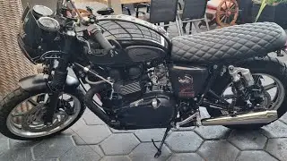 Triumph bonneville 2012 se Mag wheel Predator exhaust vs Staintune
