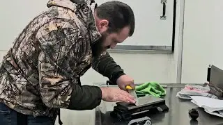 Kitchen knife sharpening, 2 simple steps.