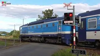 Železničn&iacute; přejezd Bezděkov u Klatov #1 - 28.9.2019 / Czech railroad crossing