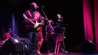 The 1-900 Band Live    Motown    Can't hurry love