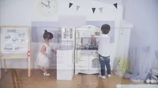 TEAMSON KIDS LITTLE CHEF UPPER EAST RETRO PLAY KITCHEN WITH EFFECTS, WHITE PRODUCT VIDEO
