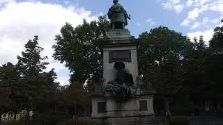 Doc Akh Discovers Alexandre Dumas in A Paris Park