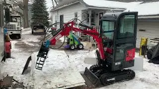 Chinese mini excavator rotating grapple