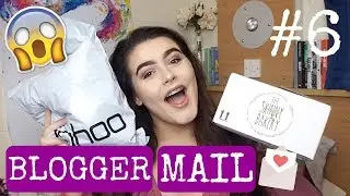 BLOGGER MAIL/PR UNBOXING! (Urban Decay, Boohoo & More!) | Charlotte Emily