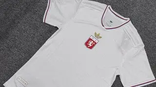 Olympic Lyon 75 Anniversary Player version Close View