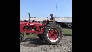 Cockshutt 1550 & Farmall H Tractor @ Arcadia MD 2022
