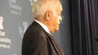 Robert Novak explains why he published Valerie Plame's name