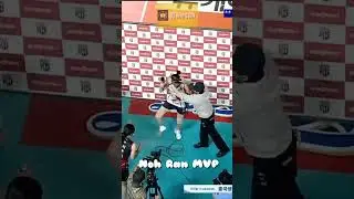 Noh ran mvp auto kena siram air #volleyball #redspark #redsparks #megawati #koreanvleagueredspark