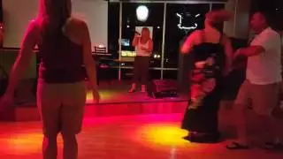 Love karaoke and Araxie rocks!