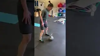 48 kg KB Swings