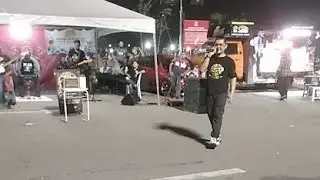 Busking Bersama Plan B Band. Di Karnival Car Boot Sale