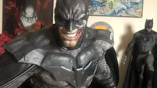 Unboxing / Review of Prime 1 Studios Lee Bermejo Batman Damned DX Batman statue!!