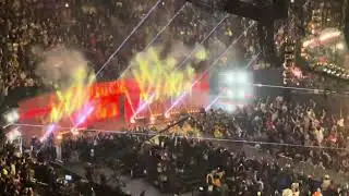 WWE Raw at MSG! Ending 11/17/2025 (CROWD VIEW) Part 1